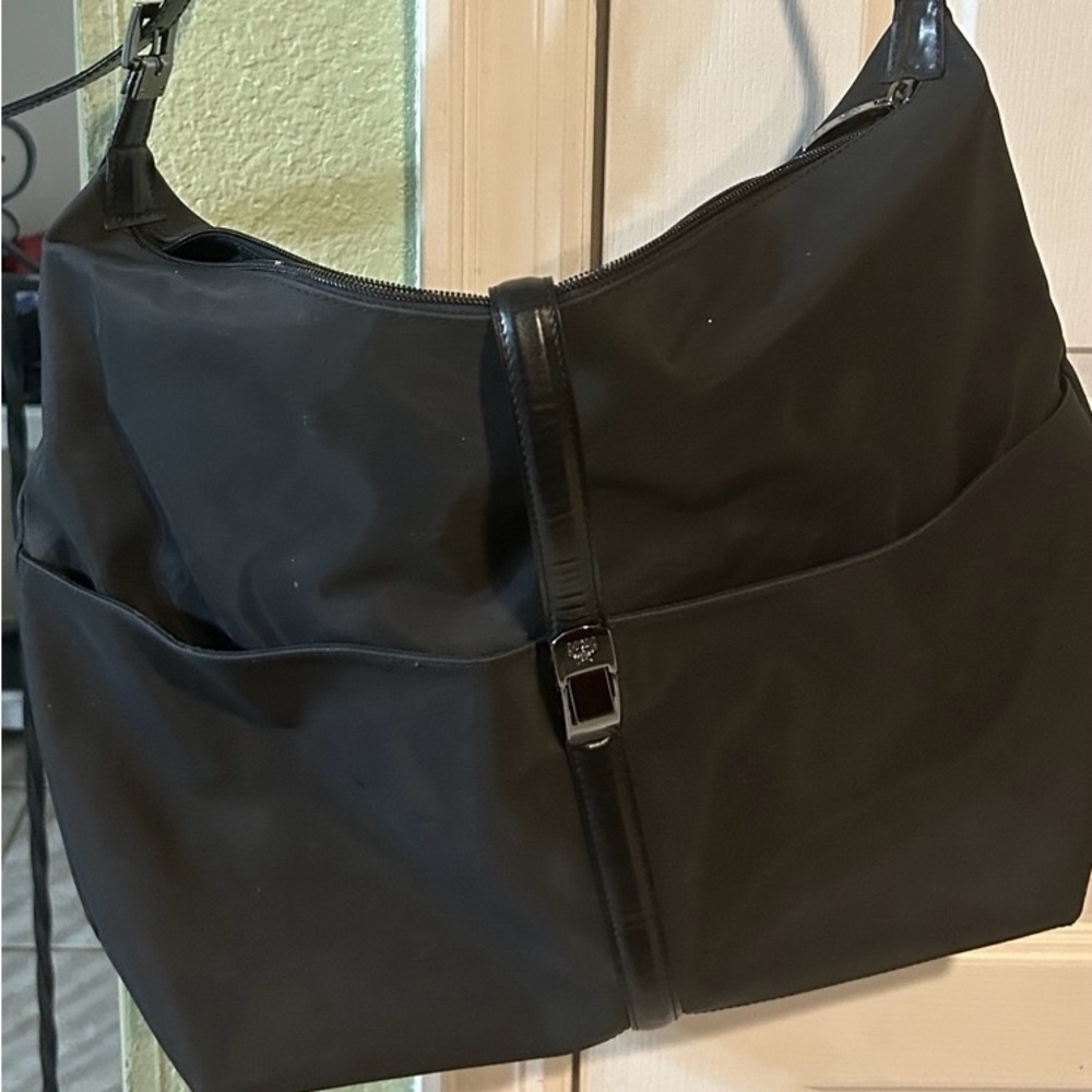 MCM Large Travel Tote Bag 18 Wide X  13 Tall X 6 Deep 12 Inch Handle Drop